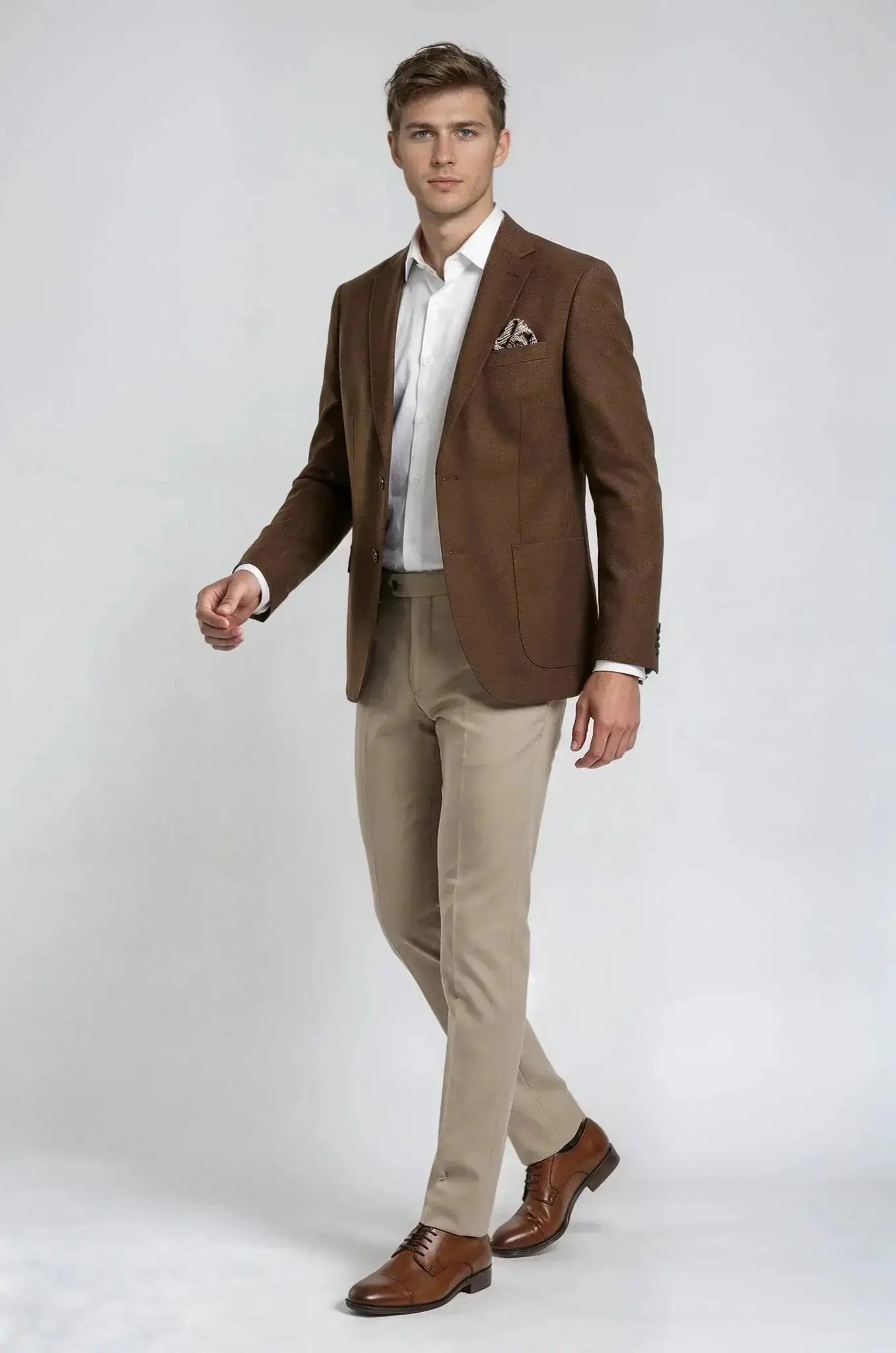 Blutailor Brown Blazer – a refined brown blazer featuring a custom tailored fit, crafted for a sharp, structured silhouette and timeless smart-formal sophistication.
